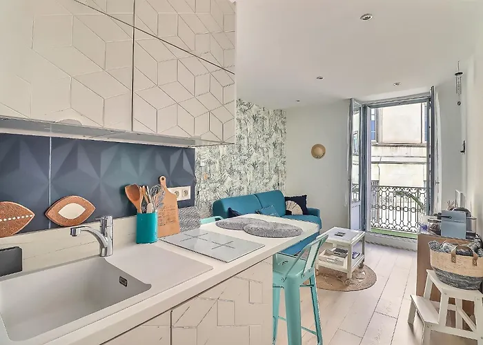 Blue De - Central - Balcon * Nîmes